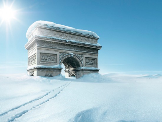 Триумфальная арка под снегом