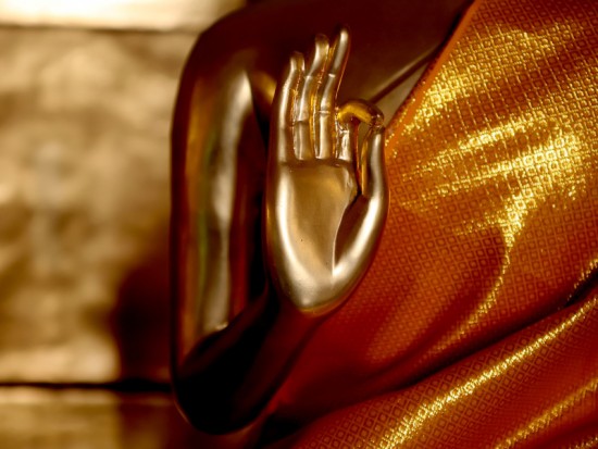 Золота статуя Будди
